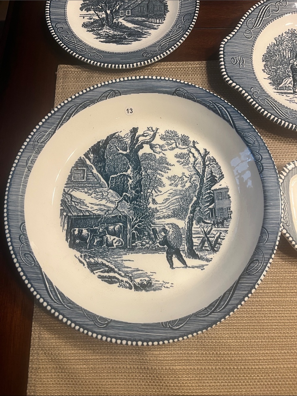 1960’s vintage currier & Ives 10’ pie plate snowy morning sene Americana